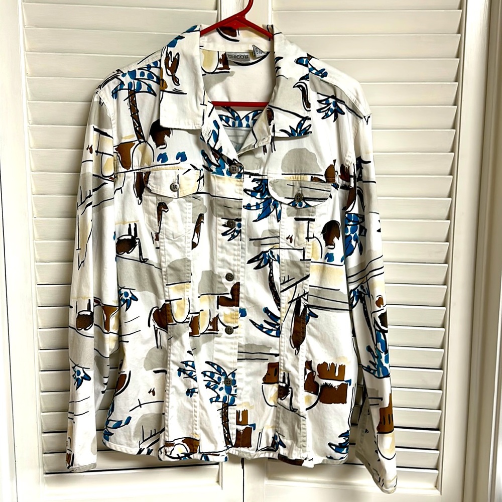 CHICO’S  Size 3 print shirt jacket cream brown blue abstract print